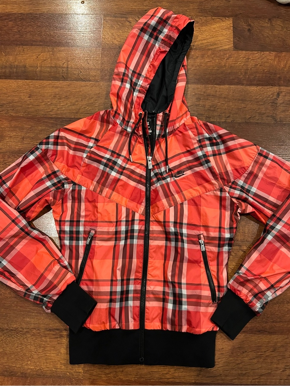 Nike Ladies Womens Pink Lightweight Windbreaker Windrunner Jacket Size Small